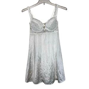 Vintage Olga Cream Lacey Padded Satin Sexy Chemise Nightgown Size 34 - Small